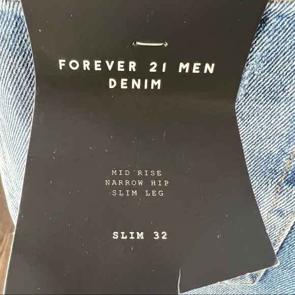 Forever 21 Men NWT Distressed Mid Rise Skinny Jean Shorts - Picture 6 of 13